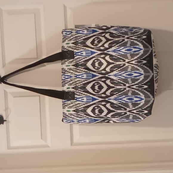 Chico's 40th Anniversary 2 piece Travel Tote & Pouch set in chic bold colors NWT - Picture 3 of 7